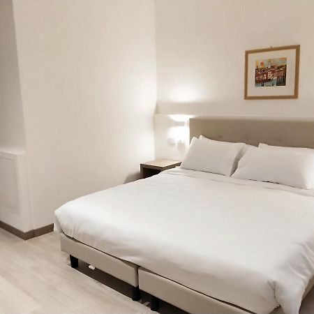 Via Poma Apartments&Rooms Verona Eksteriør bilde