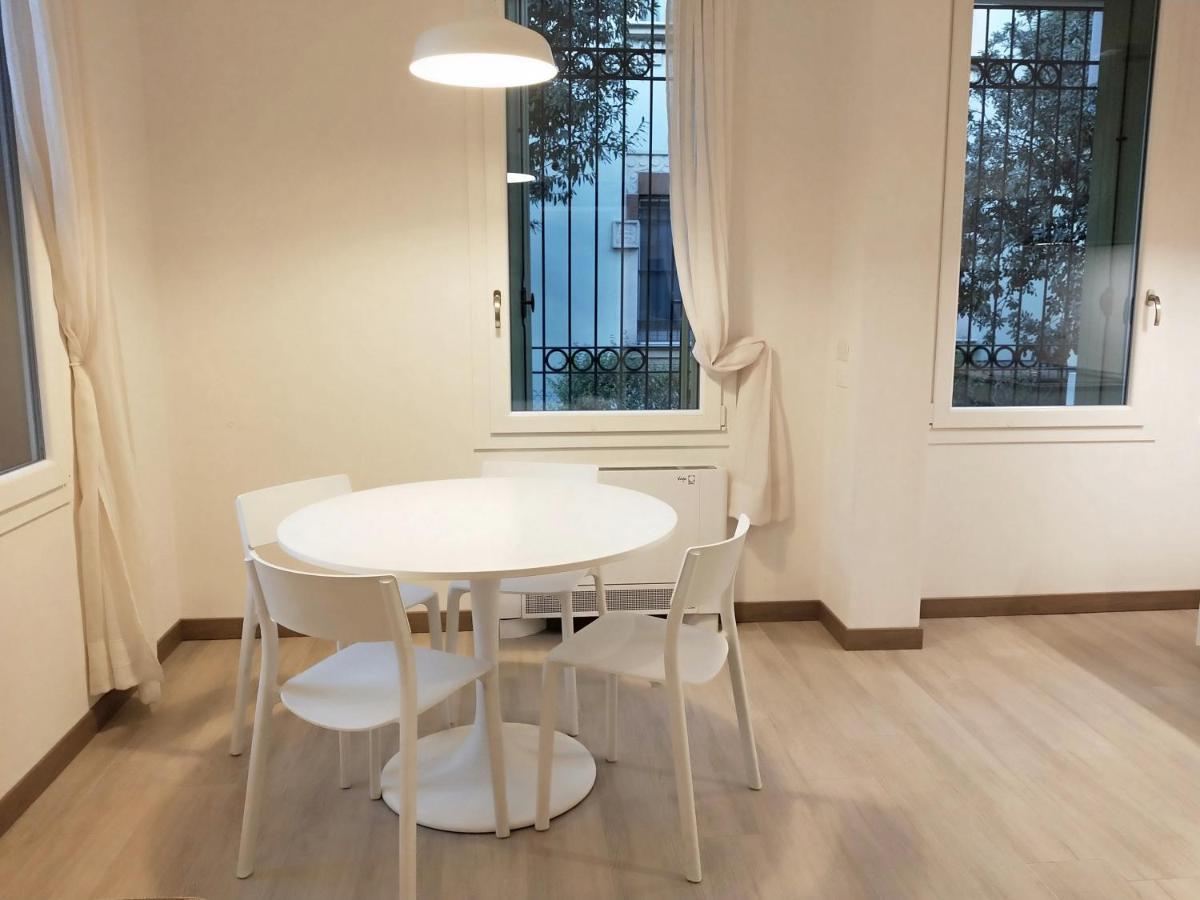 Via Poma Apartments&Rooms Verona Eksteriør bilde