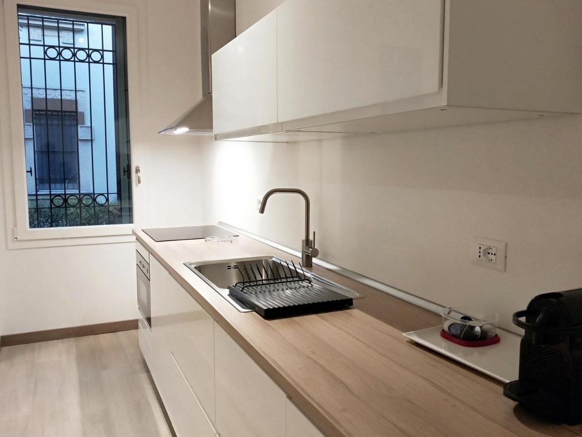 Via Poma Apartments&Rooms Verona Eksteriør bilde