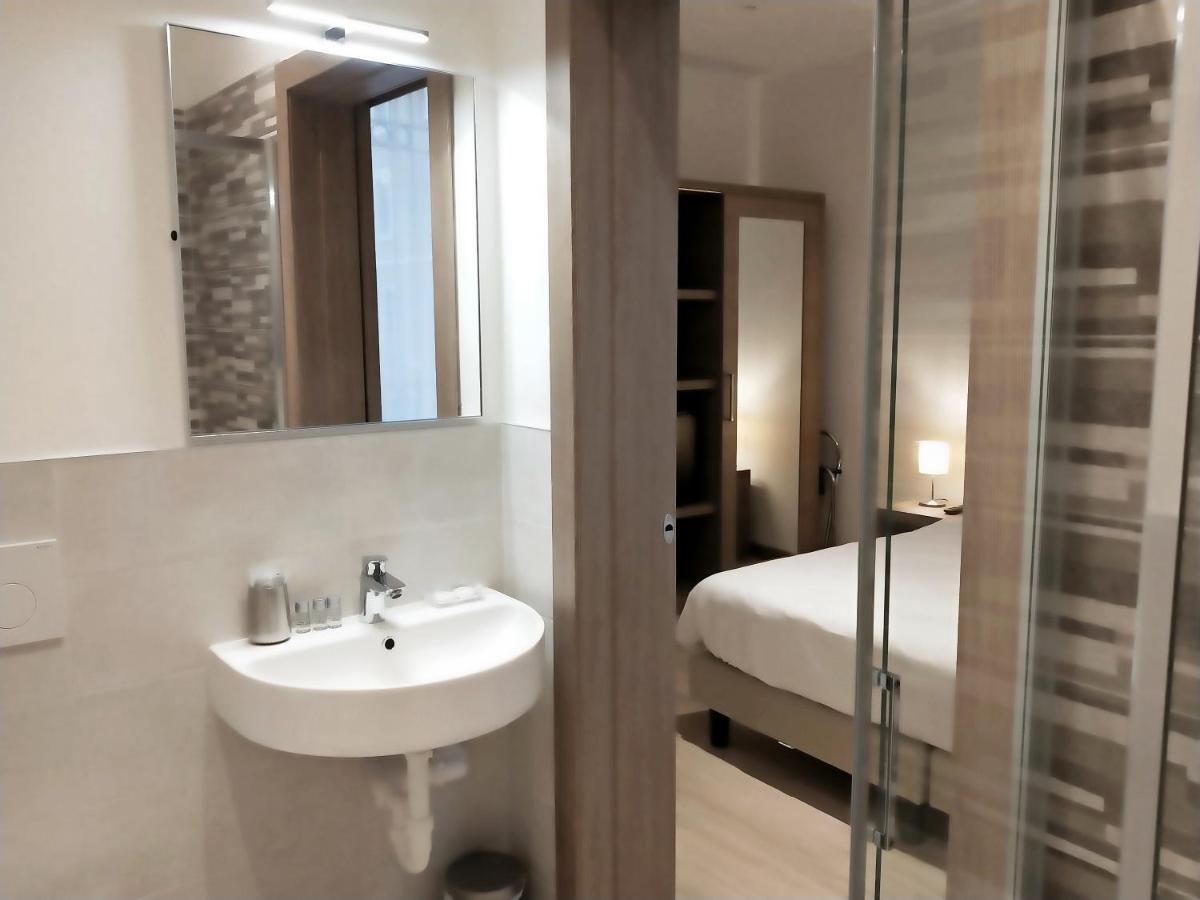 Via Poma Apartments&Rooms Verona Eksteriør bilde