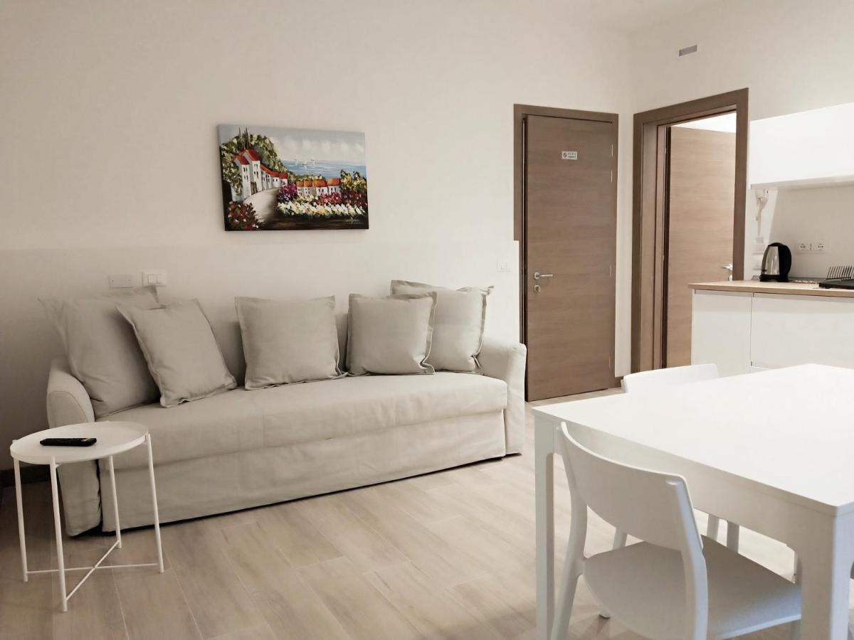 Via Poma Apartments&Rooms Verona Eksteriør bilde