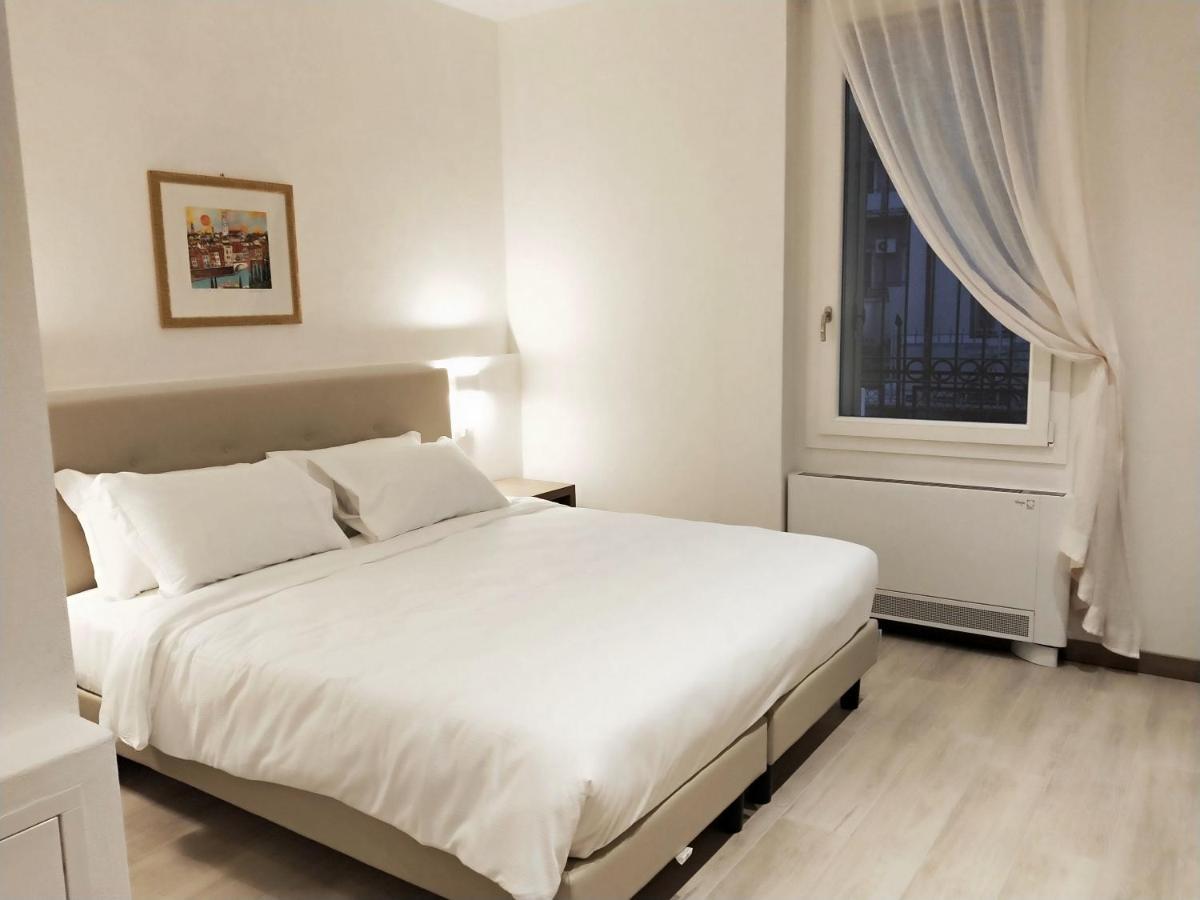 Via Poma Apartments&Rooms Verona Eksteriør bilde
